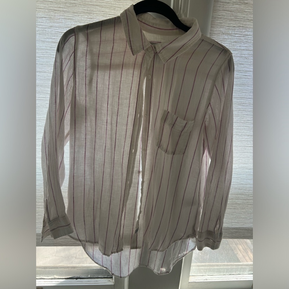 Rails button down top